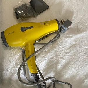 Drybar Buttercup Blowdryer